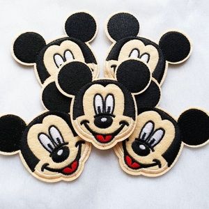 🤩4/$15 or 6/$20 Mickey Mouse Iron On Patches